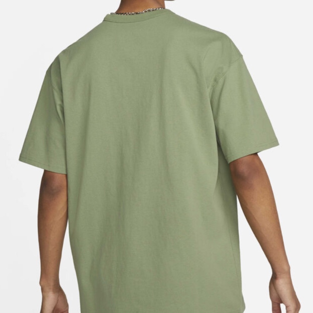 Nike Sportswear Premium Essentials T-Shirt – Men’s - Picture 2 of 5